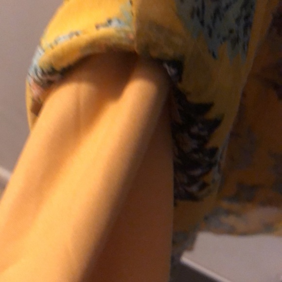 Gorgeous Liz Claiborne Unique Print Skirt - Picture 5 of 12